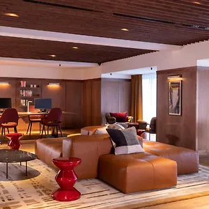 4* Hotel L-avenue