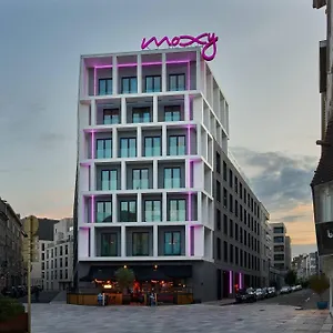 4* Hotell Moxy Center