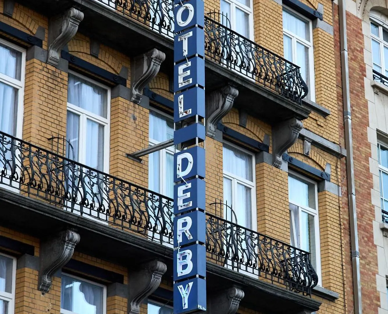 Hotel Derby Merode Woluwe-Saint-Lambert 2*, Bruselas Bélgica